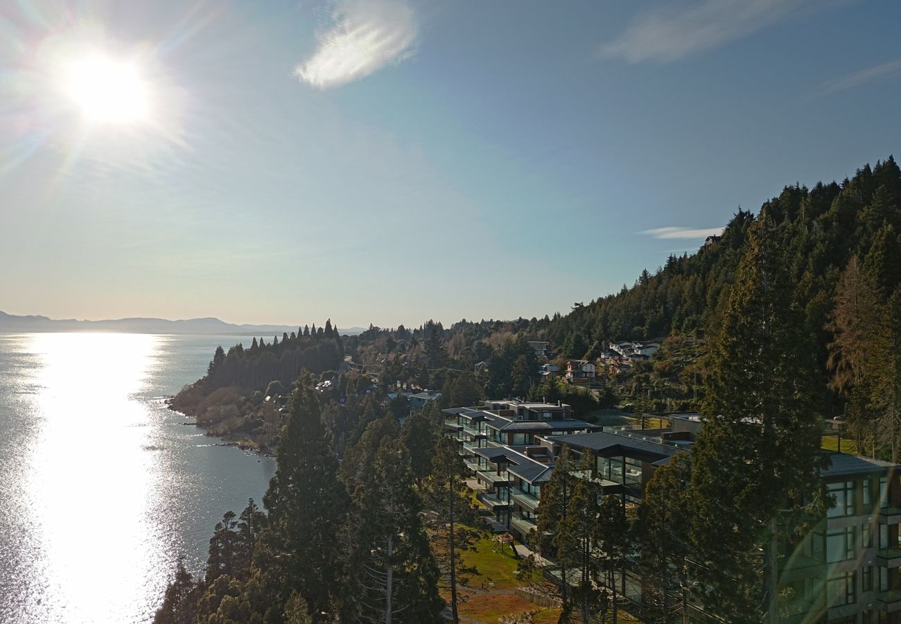 Apartment in San Carlos de Bariloche - HUAPI43C  Luxury apartment on Lake Nahuel Huapi in a modern complex