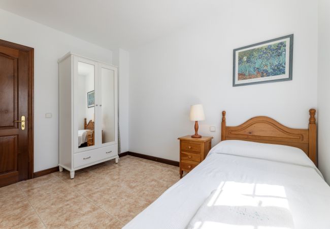 House in Arrieta  -  House in Arrieta  -