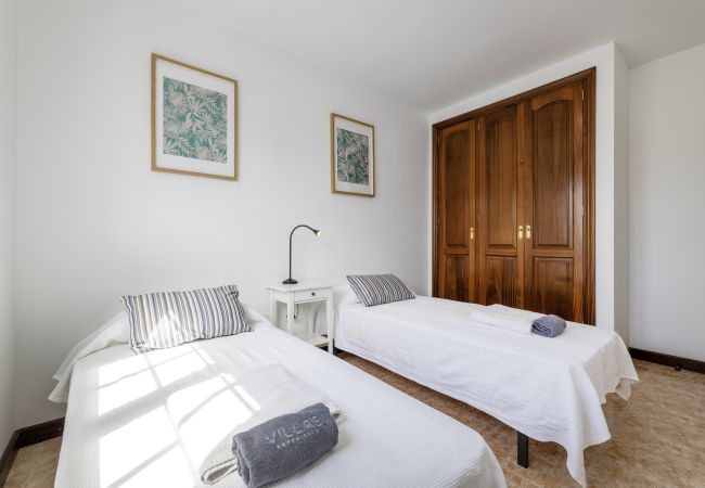 House in Arrieta  -  House in Arrieta  -