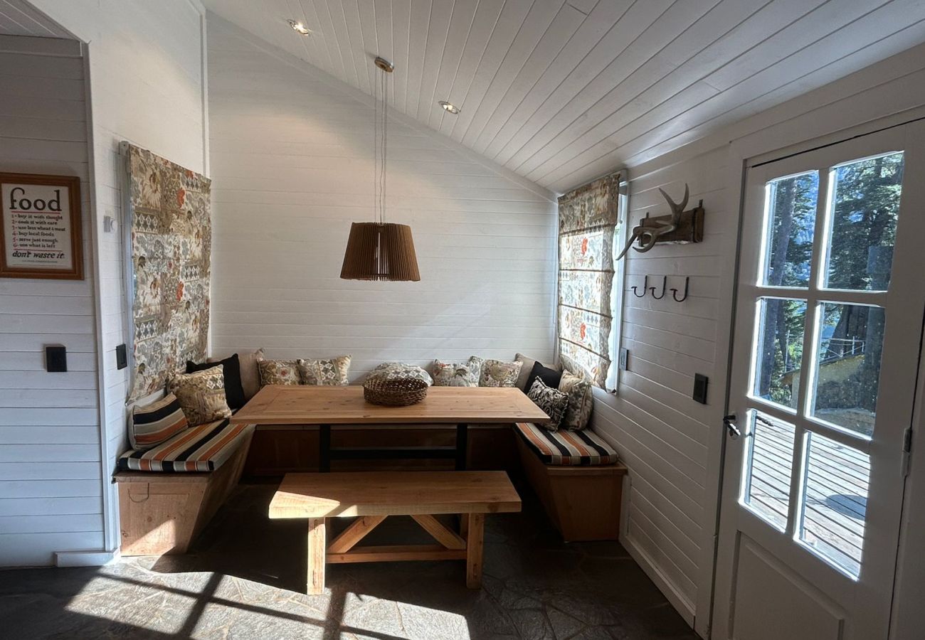 House in San Carlos de Bariloche - MOUNTAIN  HOUSE WITH LAKE VIEW IN ARELAUQUEN