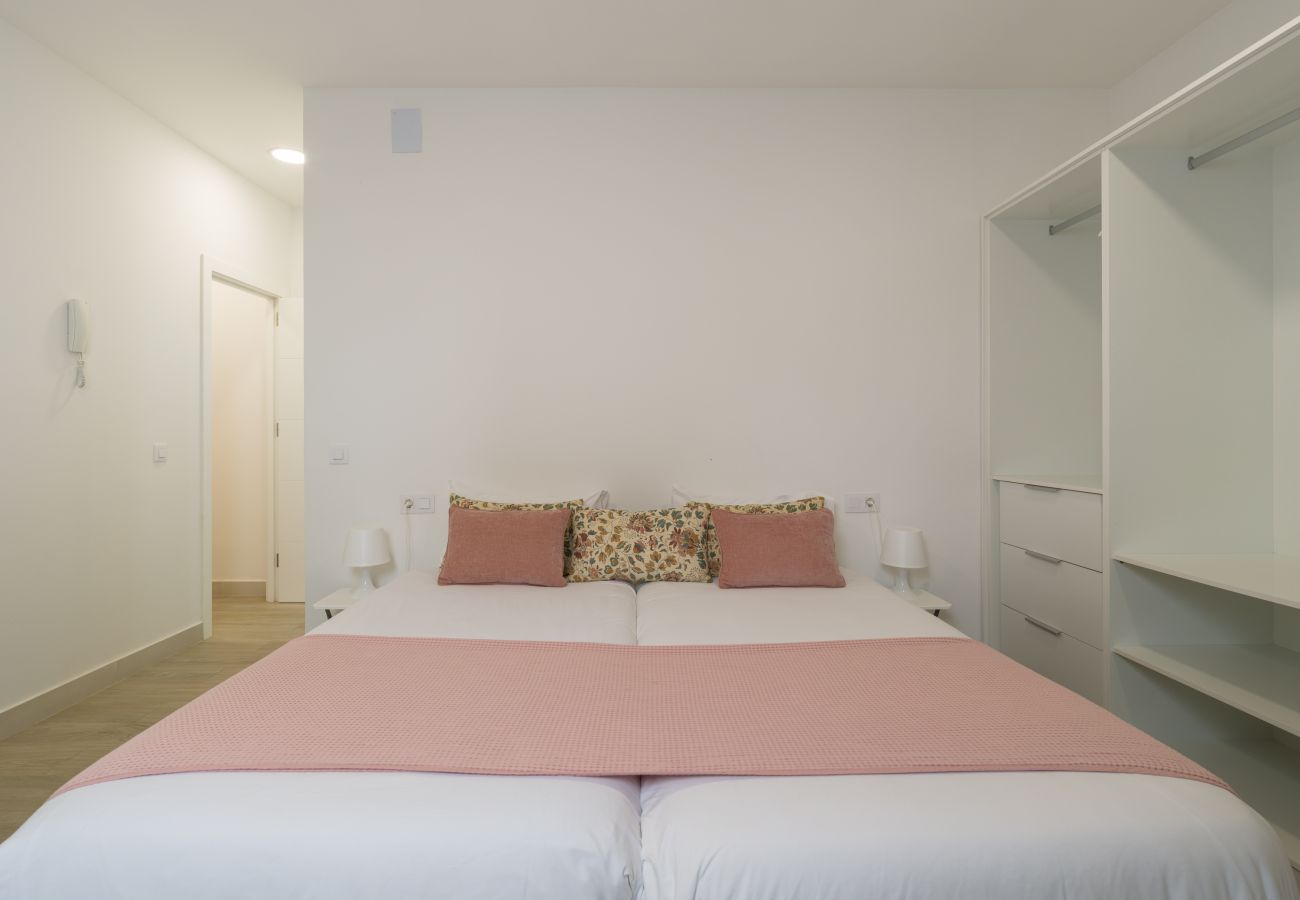 House in Las Palmas de Gran Canaria - Yan Building 6B By CanariasGetaway