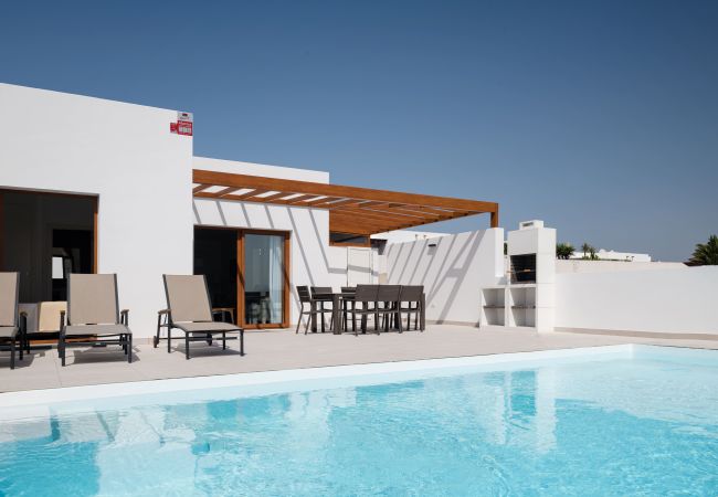 Villa in Playa Blanca - Villa Tabaiba - Altos de Lanzarote Villa in Playa Blanca - Villa Tabaiba - Altos de Lanzarote