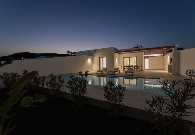 Villa in Playa Blanca - Villa Aloe - Altos de Lanzarote Villa in Playa Blanca - Villa Aloe - Altos de Lanzarote
