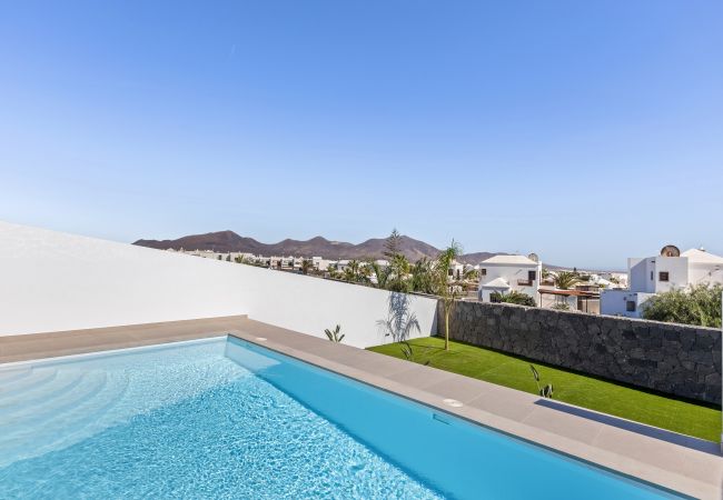 Villa in Playa Blanca - Villa Aloe - Altos de Lanzarote Villa in Playa Blanca - Villa Aloe - Altos de Lanzarote