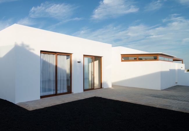 Villa in Playa Blanca - Villa Arbea - Altos de Lanzarote Villa in Playa Blanca - Villa Arbea - Altos de Lanzarote