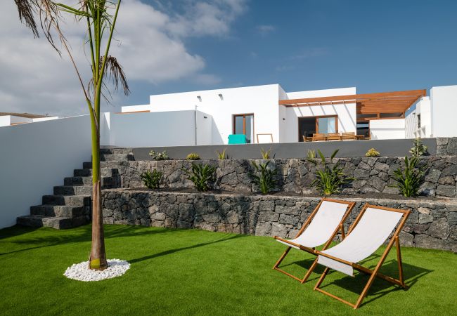 Villa in Playa Blanca - Villa Yaiza - Altos de Lanzarote Villa in Playa Blanca - Villa Yaiza - Altos de Lanzarote