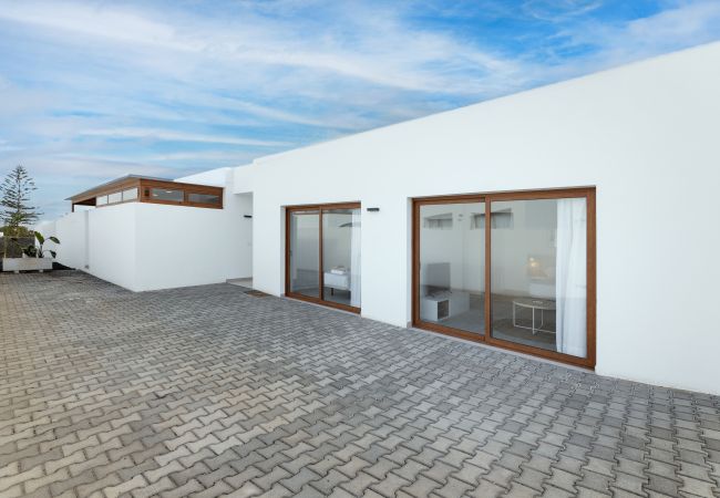 Villa in Playa Blanca - Villa Famara - Altos de Lanzarote Villa in Playa Blanca - Villa Famara - Altos de Lanzarote