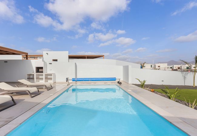 Villa in Playa Blanca - Villa Famara - Altos de Lanzarote Villa in Playa Blanca - Villa Famara - Altos de Lanzarote