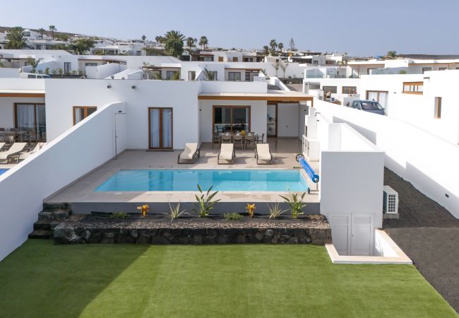 Villa in Playa Blanca - Villa Famara - Altos de Lanzarote Villa in Playa Blanca - Villa Famara - Altos de Lanzarote