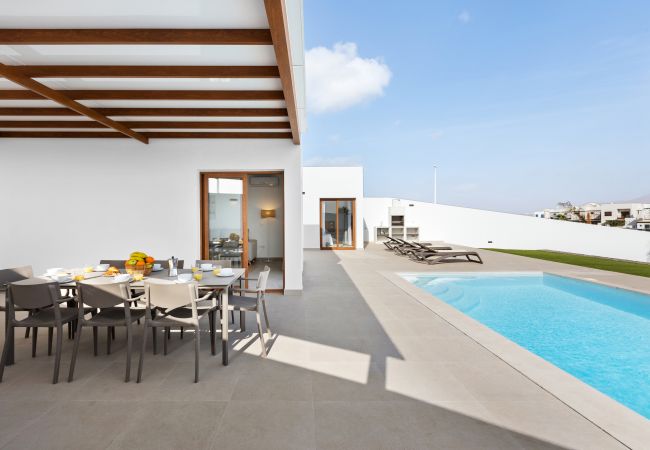 Villa in Playa Blanca -  Villa Navya - Altos de Lanzarote Villa in Playa Blanca -  Villa Navya - Altos de Lanzarote