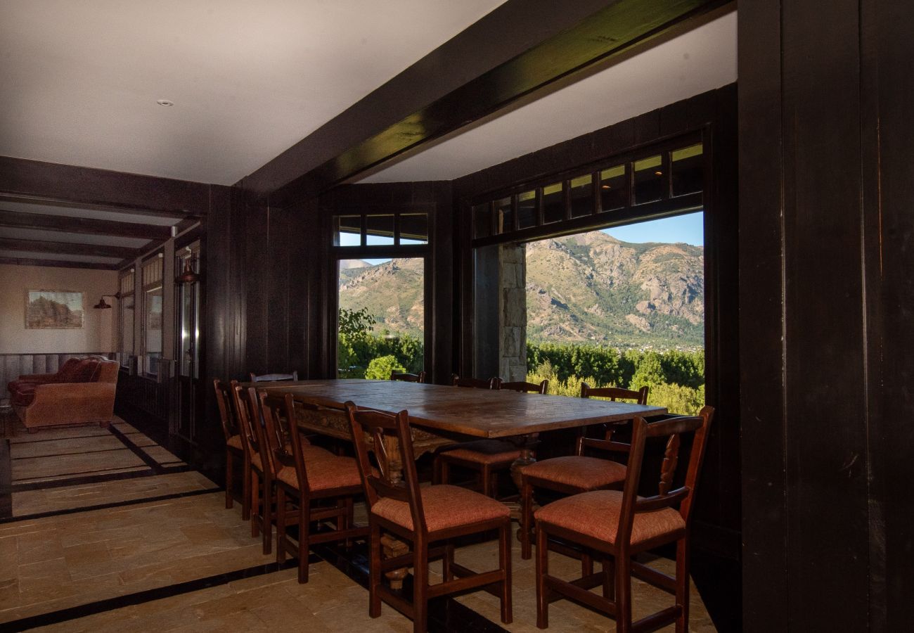House in San Carlos de Bariloche - ARE09 MANSION IN BARILOCHE