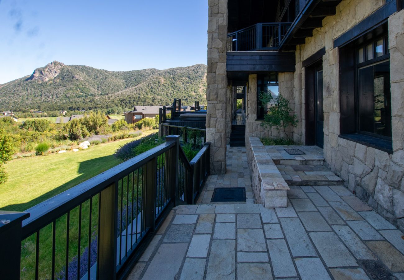 House in San Carlos de Bariloche - ARE09 MANSION IN BARILOCHE