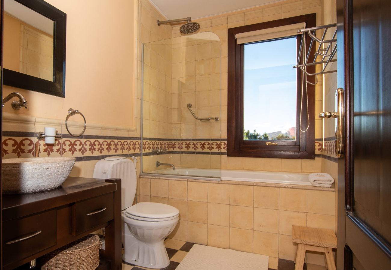 House in San Carlos de Bariloche - ARE09 MANSION IN BARILOCHE