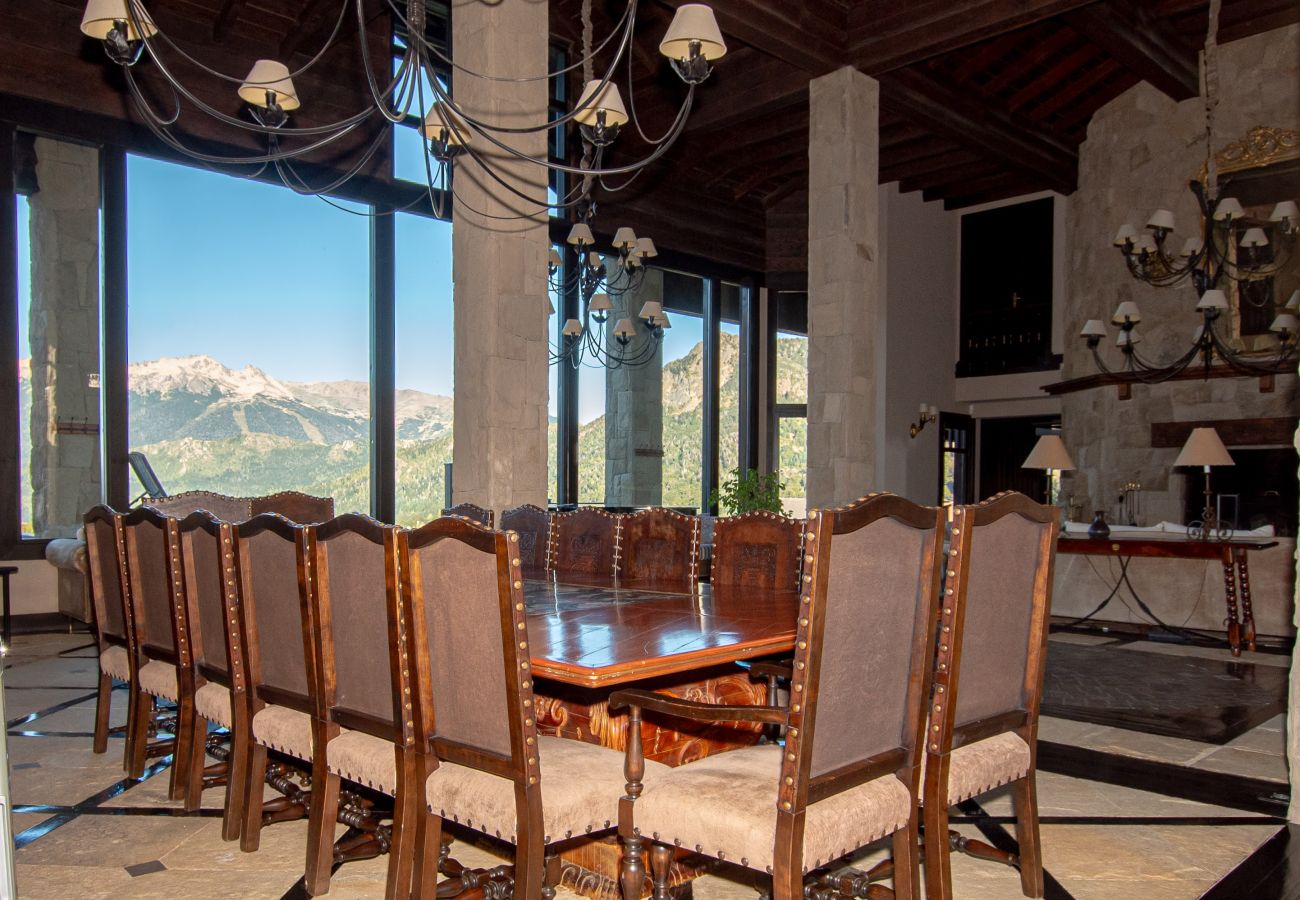 House in San Carlos de Bariloche - ARE09 MANSION IN BARILOCHE