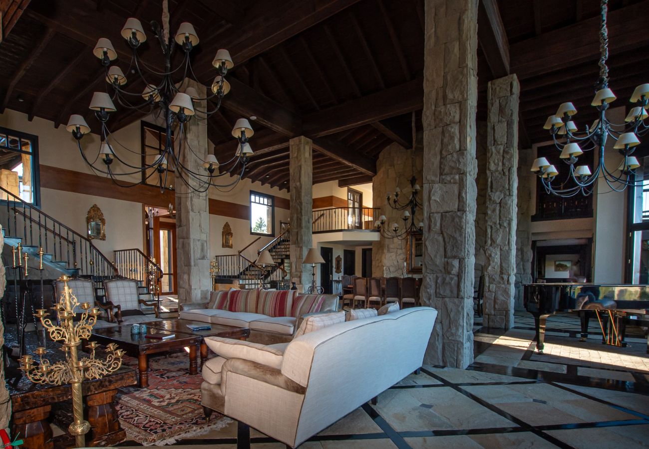 House in San Carlos de Bariloche - ARE09 MANSION IN BARILOCHE