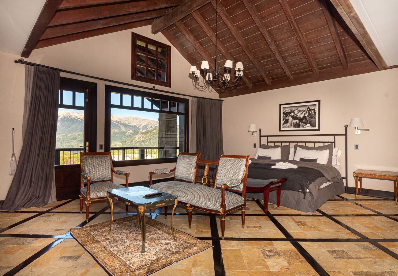 House in San Carlos de Bariloche - ARE09 MANSION IN BARILOCHE