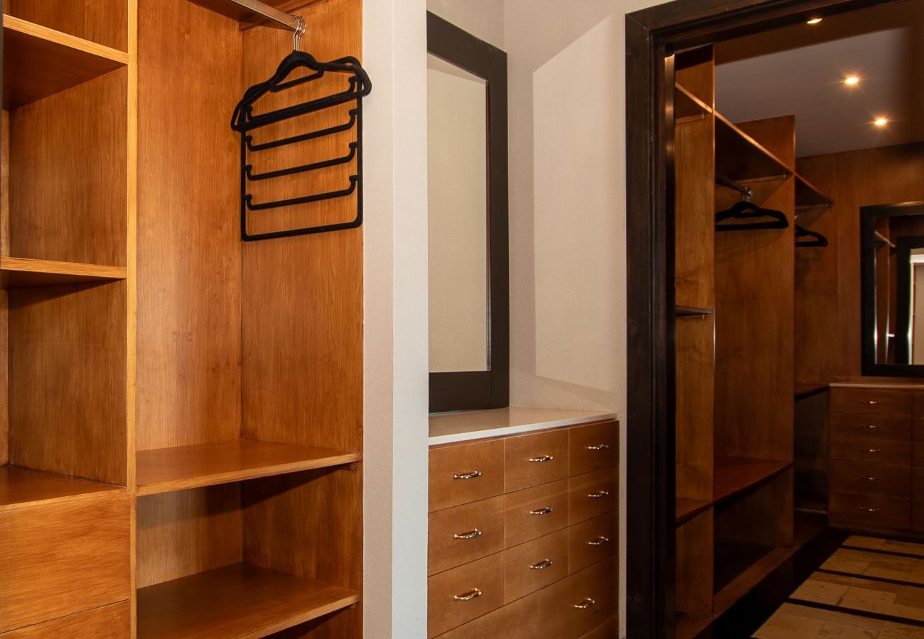 House in San Carlos de Bariloche - ARE09 MANSION IN BARILOCHE