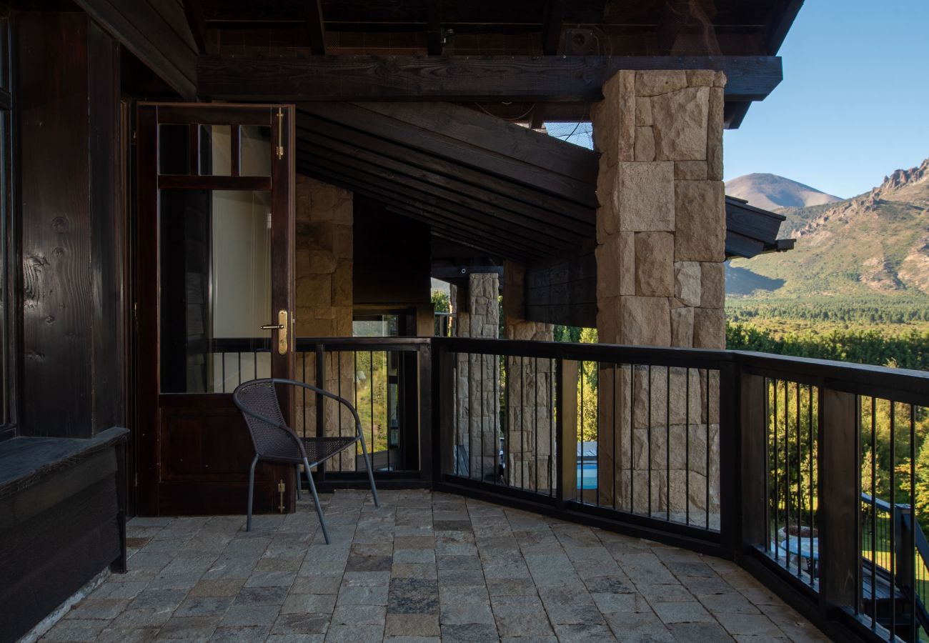 House in San Carlos de Bariloche - ARE09 MANSION IN BARILOCHE