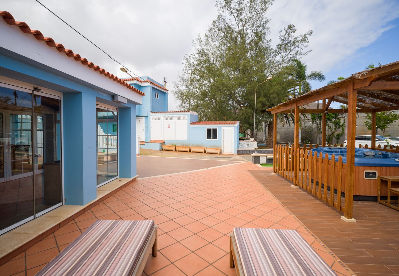 Country house in Santa María de Guía - Finca Suarez by CanariasGetaway