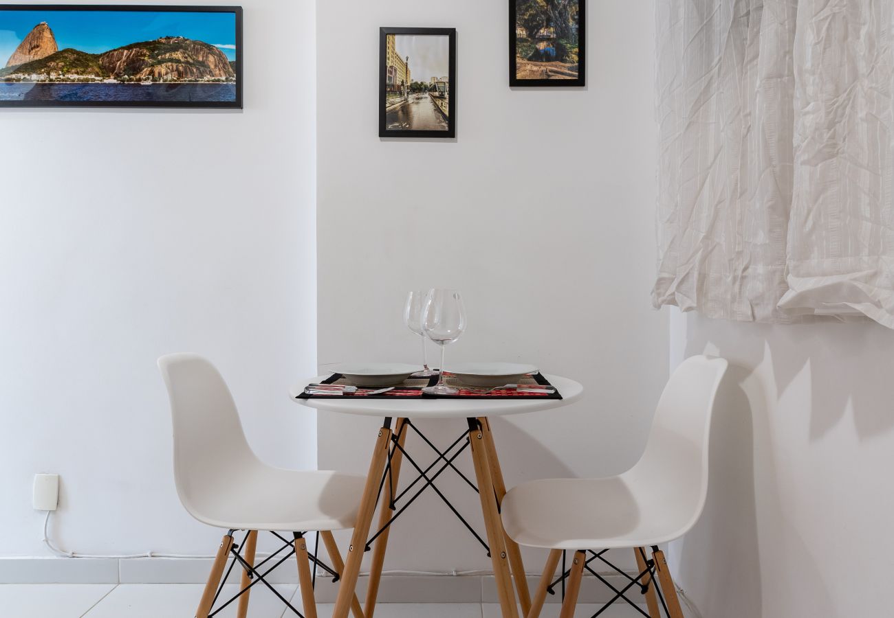 Studio in Rio de Janeiro - Studio in Copacabana 5 minutes from the beach | NSC309