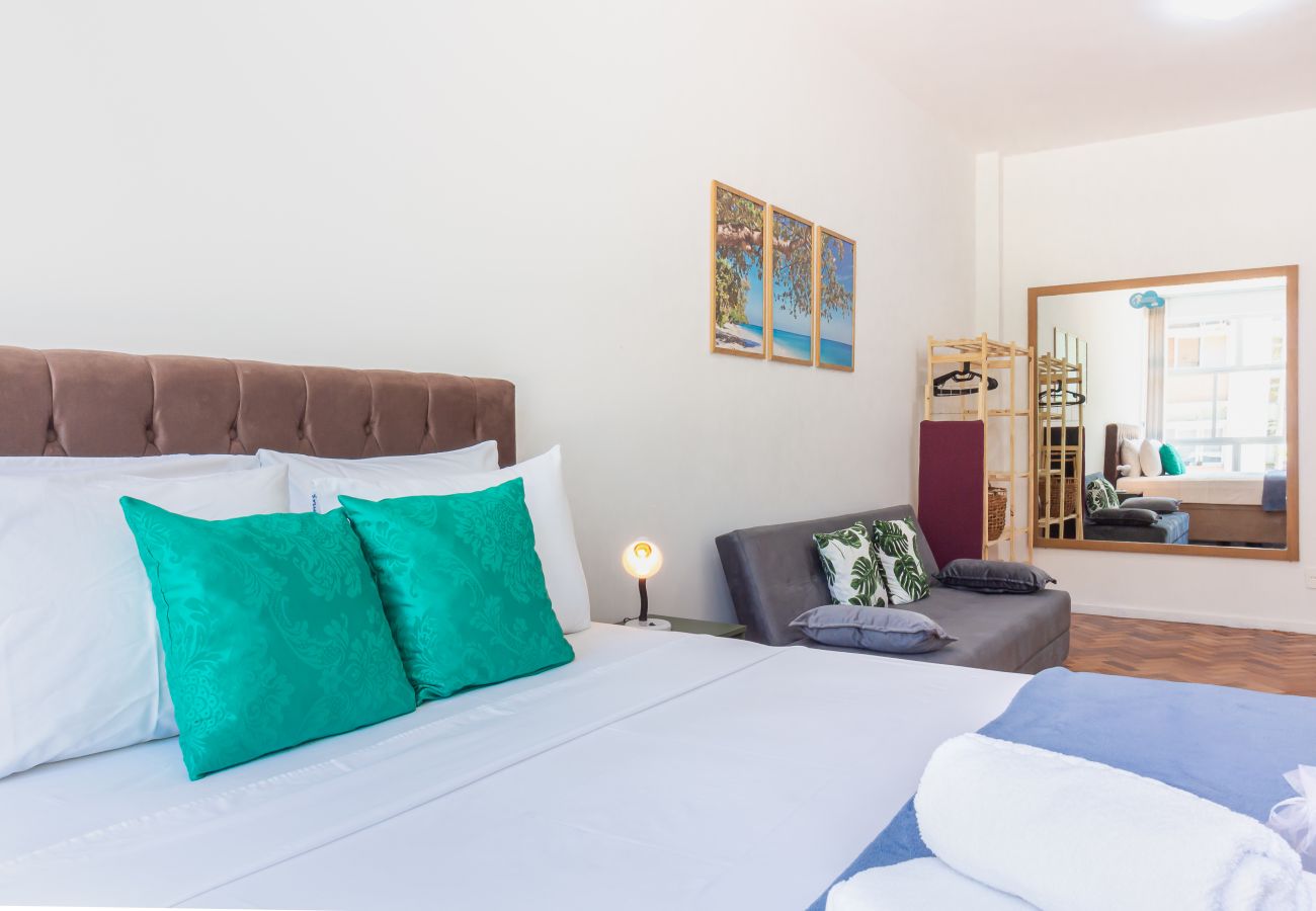Studio in Rio de Janeiro - 5 minutes from Copacabana Beach | PI502