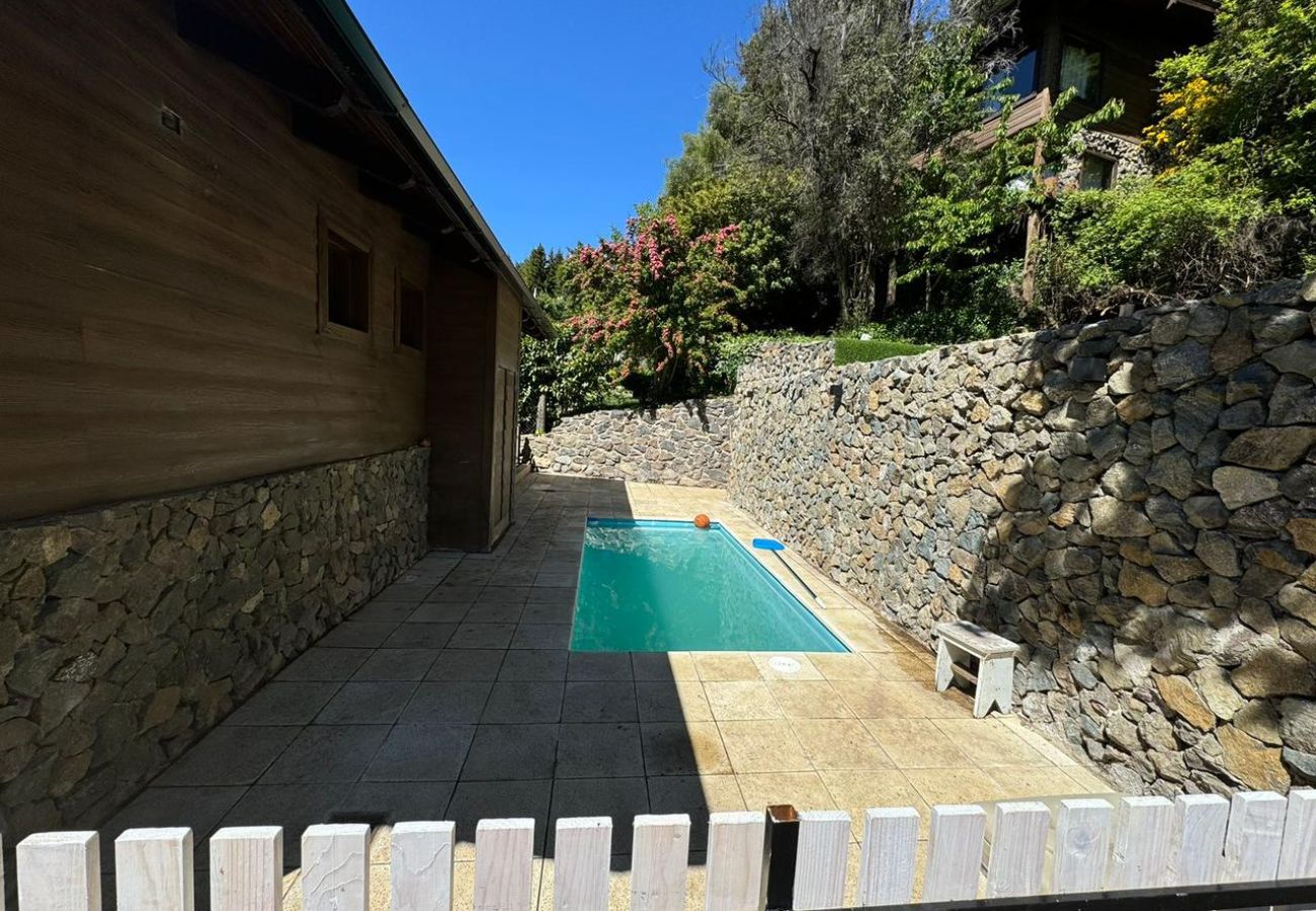 House in San Carlos de Bariloche - Beautiful house 300 metres from the Nahuel Huapi lake