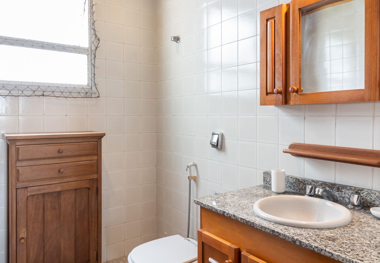 Apartment in Rio de Janeiro - Comfort and Tranquillity in Humaitá | M404