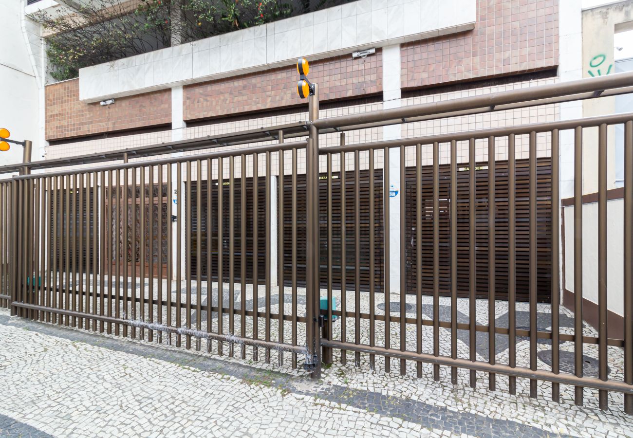 Apartment in Rio de Janeiro - Comfort and Tranquillity in Humaitá | M404