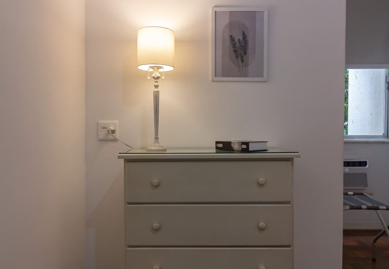 Apartment in Rio de Janeiro - Comfort in Copacabana, 9 minutes from the beach | CJ202 