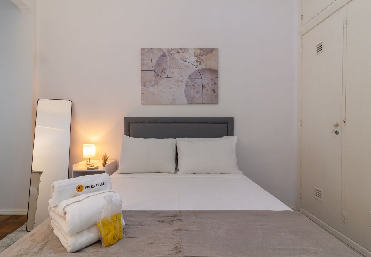 Apartment in Rio de Janeiro - Comfort in Copacabana, 9 minutes from the beach | CJ202 