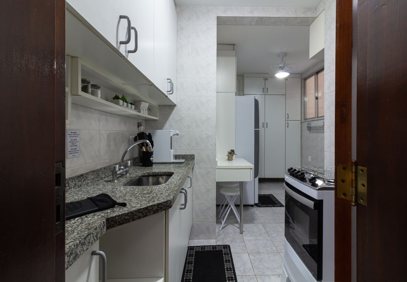 Apartment in Rio de Janeiro - Comfort in Copacabana, 9 minutes from the beach | CJ202 