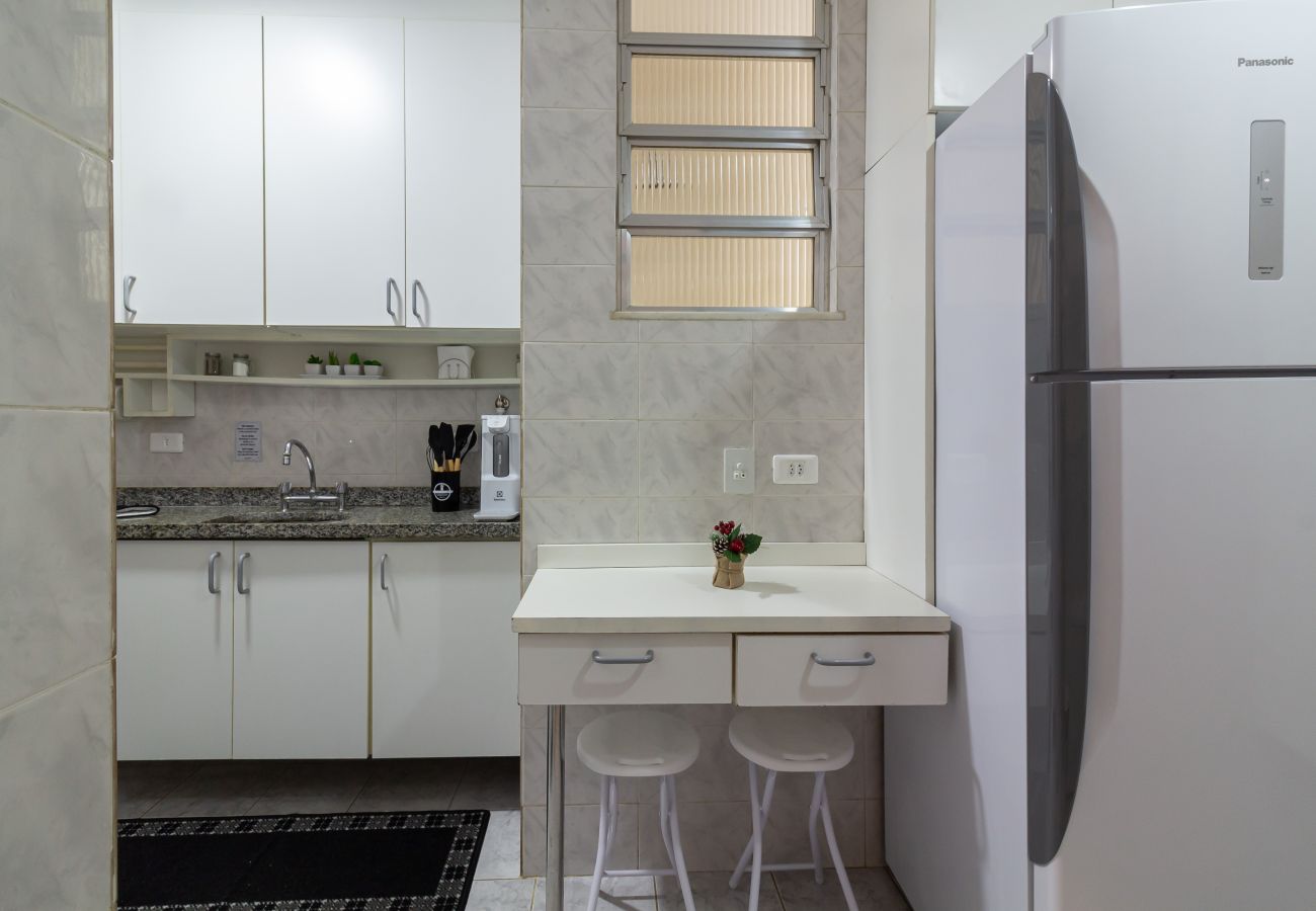 Apartment in Rio de Janeiro - Comfort in Copacabana, 9 minutes from the beach | CJ202 