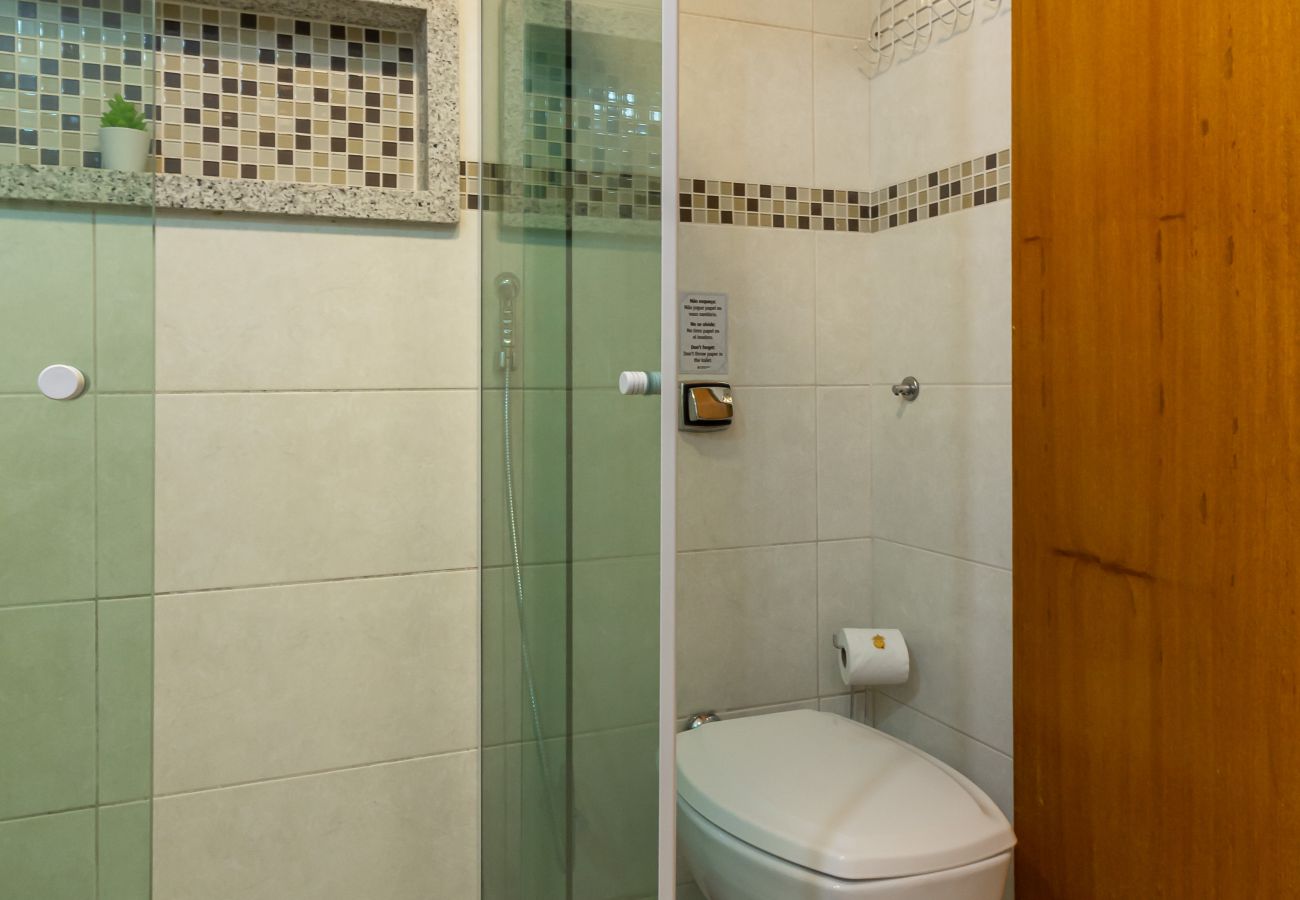 Apartment in Rio de Janeiro - Cosy in Copacabana 7 minutes from the beach | FM211