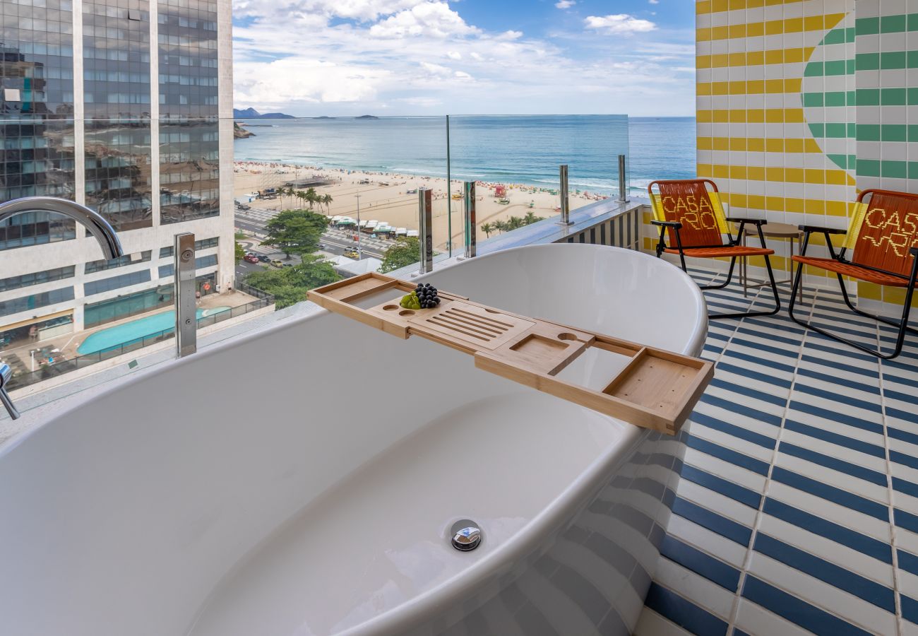 Apartment in Rio de Janeiro - Sea View and Balcony with Bathtub | Q23