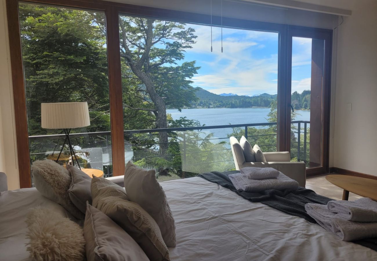 Studio in San Carlos de Bariloche - ARRAYAN PB B Studio with Panoramic Lake View