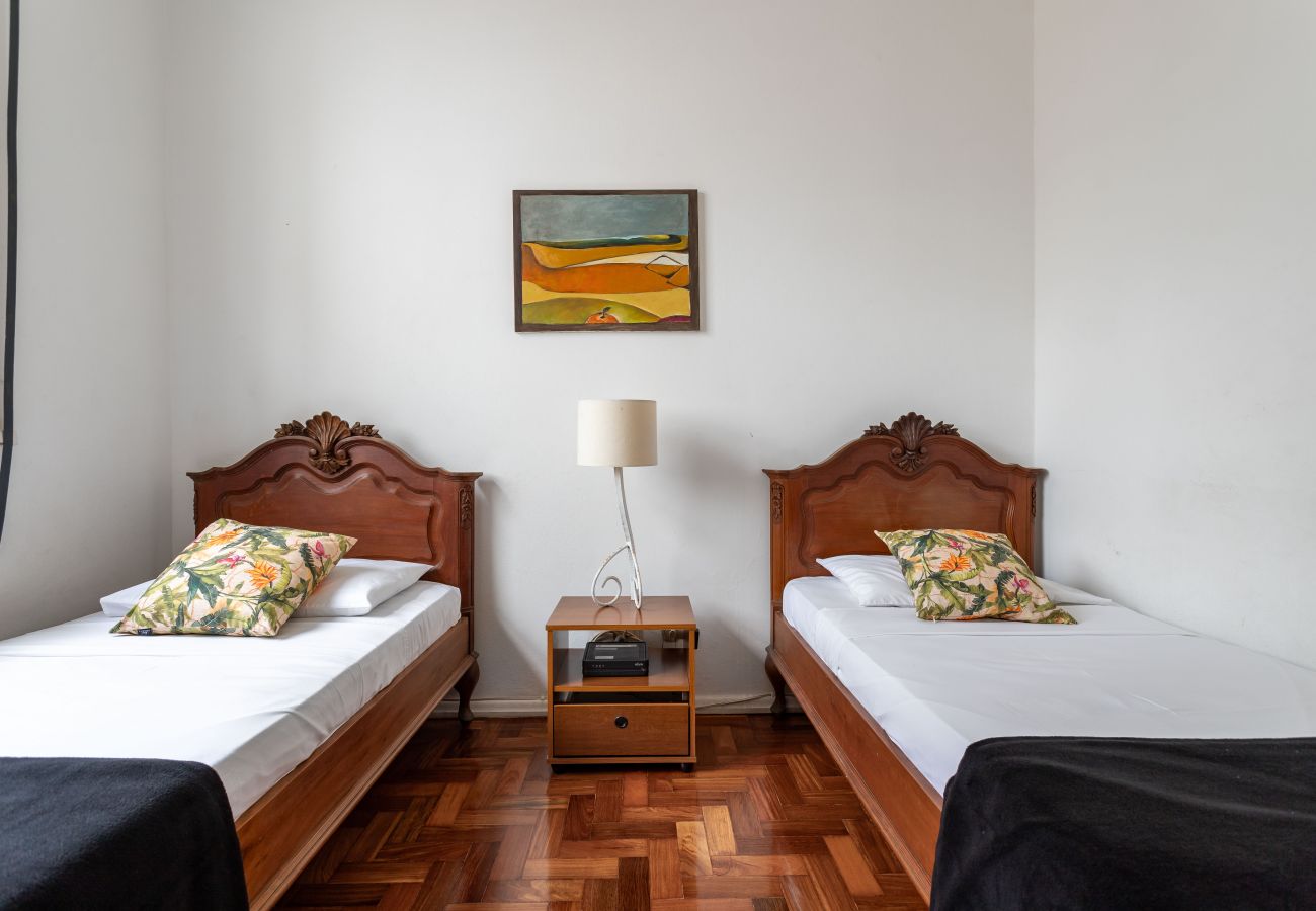 Apartment in Rio de Janeiro - 7 minutes from Ipanema beach | BT302B