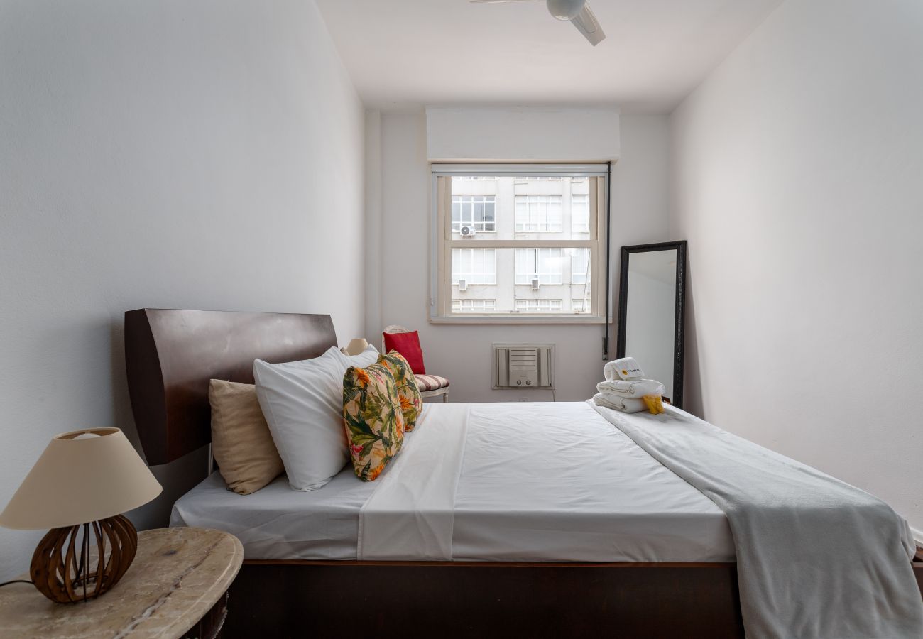 Apartment in Rio de Janeiro - 7 minutes from Ipanema beach | BT302B