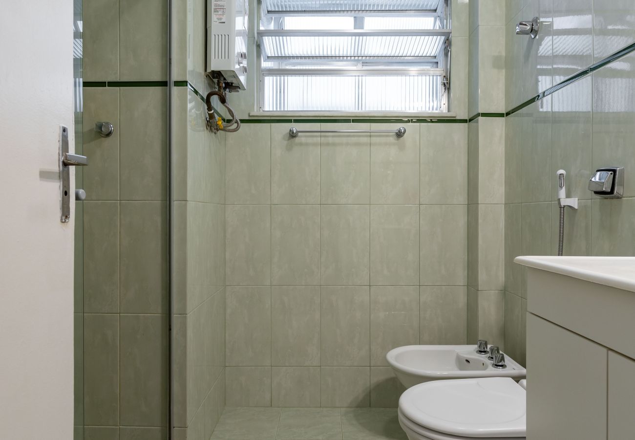 Apartment in Rio de Janeiro - 7 minutes from Ipanema beach | BT302B