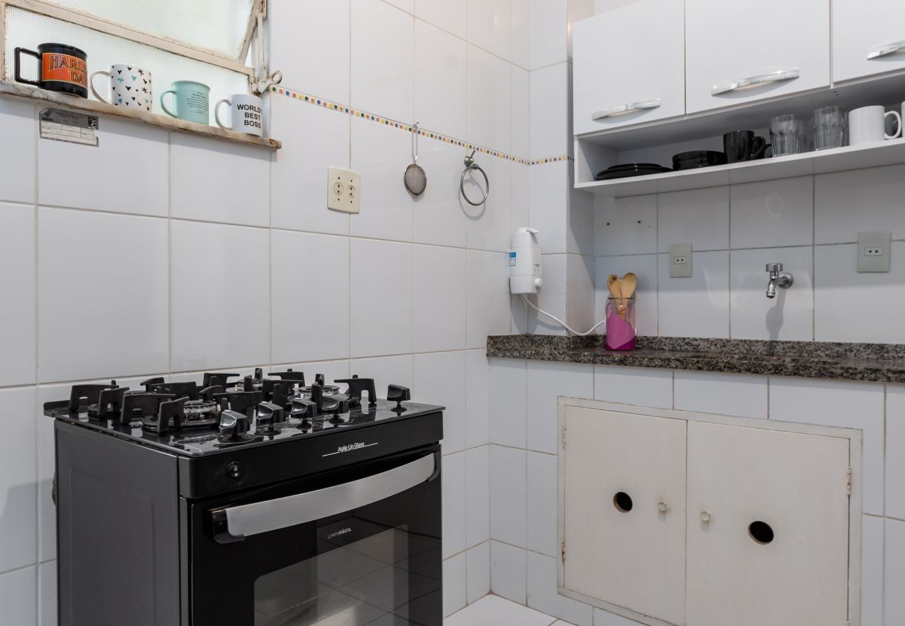 Apartment in Rio de Janeiro - 7 minutes from Ipanema beach | BT302B