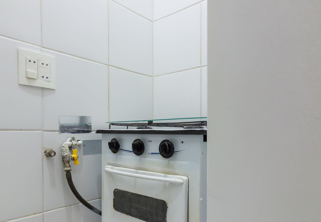 Apartment in Rio de Janeiro - 3 minutes from Copacabana beach | DU705