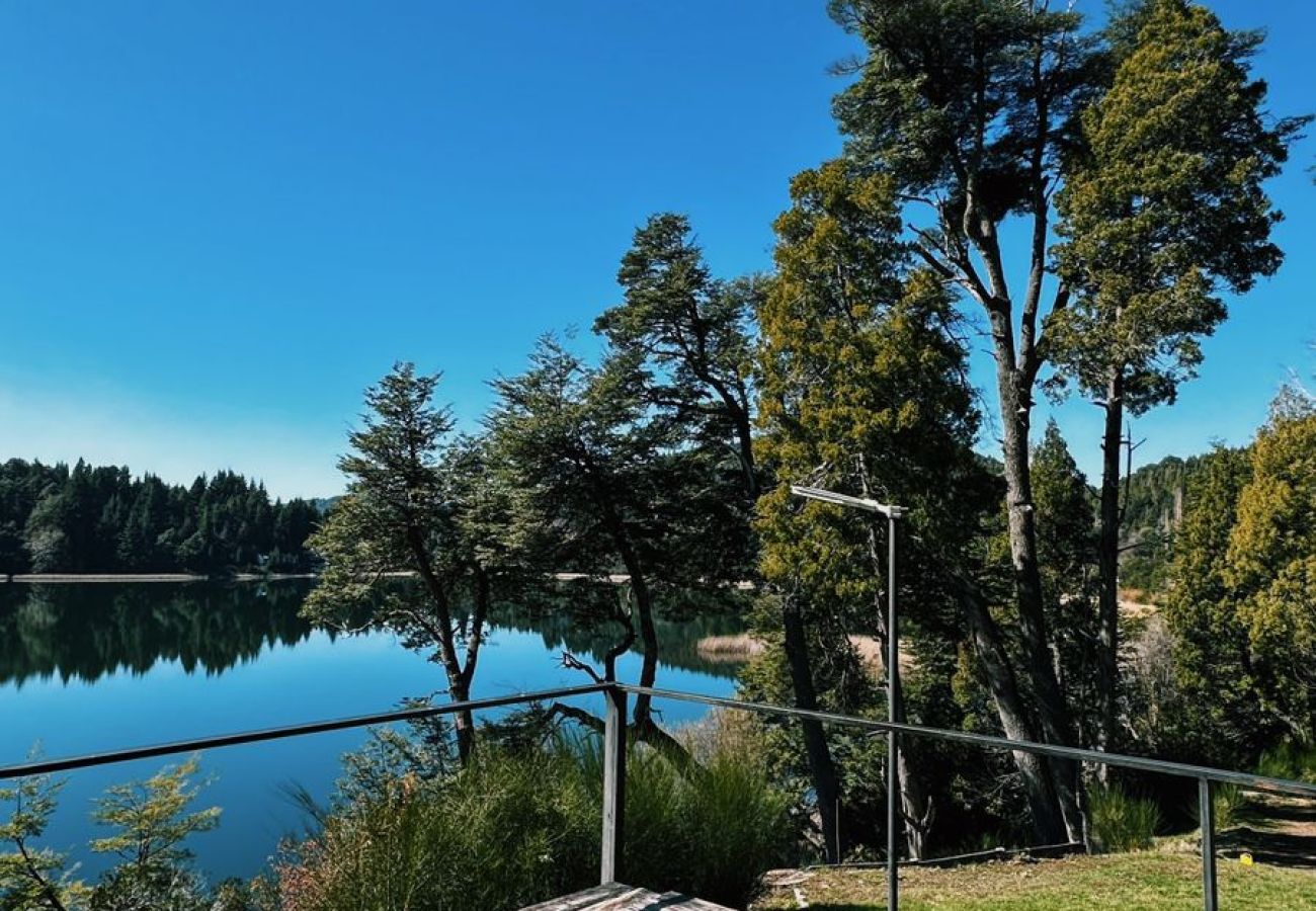 House in San Carlos de Bariloche - TREBOL04 A very cool, recently renovated house on the El Trebol lagoon.