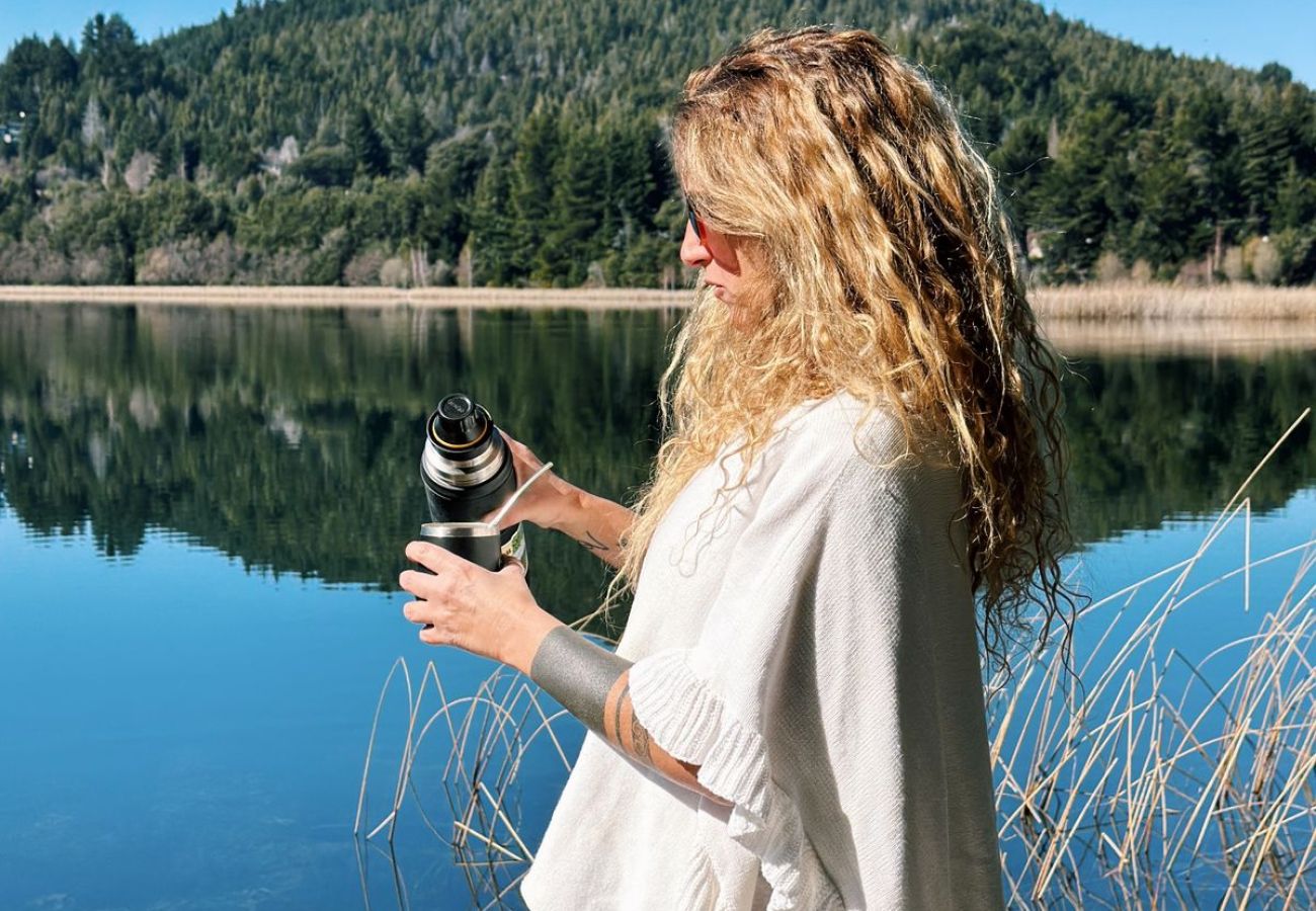 House in San Carlos de Bariloche - TREBOL04 A very cool, recently renovated house on the El Trebol lagoon.