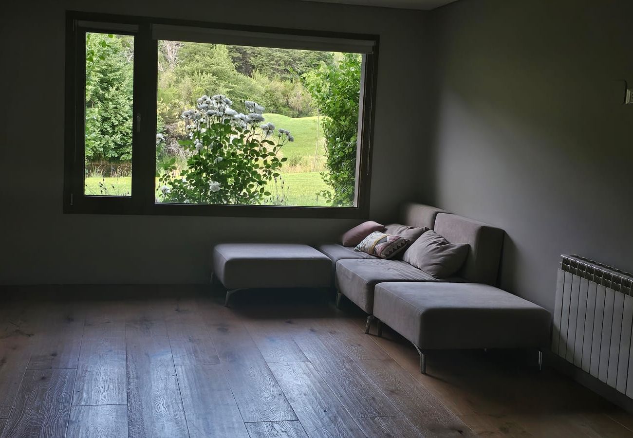 House in San Carlos de Bariloche - ARE46 Espectacular Casa en la Cancha de Golf – Arelauquen, Bariloche, Patagonia
