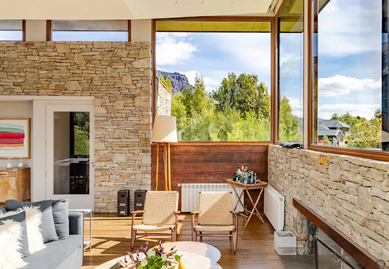 House in San Carlos de Bariloche - ARE46 Espectacular Casa en la Cancha de Golf – Arelauquen, Bariloche, Patagonia