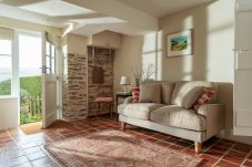 Cottage in South Milton - Pear Tree Cottage - Cosy one bedroom Cottage 