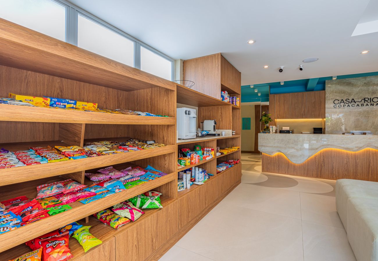 Apartment in Rio de Janeiro - Charming Studio Just a Few Steps from the Beach | CNJ Q6