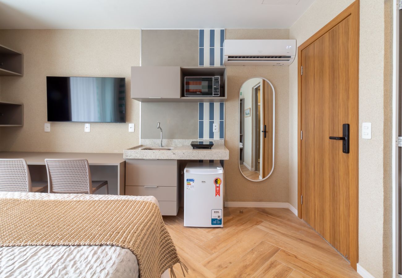 Apartment in Rio de Janeiro - Sea View and Balcony with Bathtub | Q2