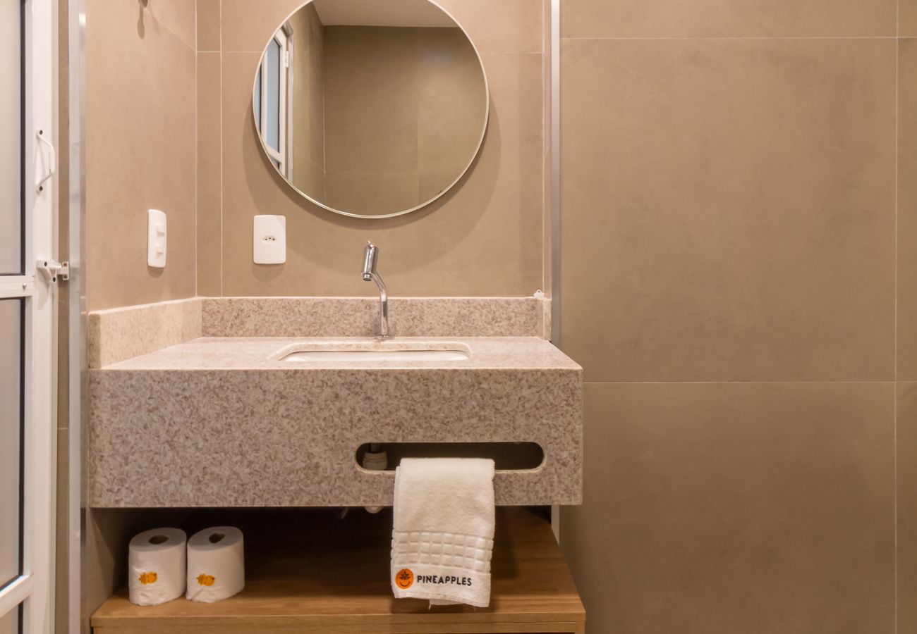 Apartment in Rio de Janeiro - Sea View and Balcony with Bathtub | Q20