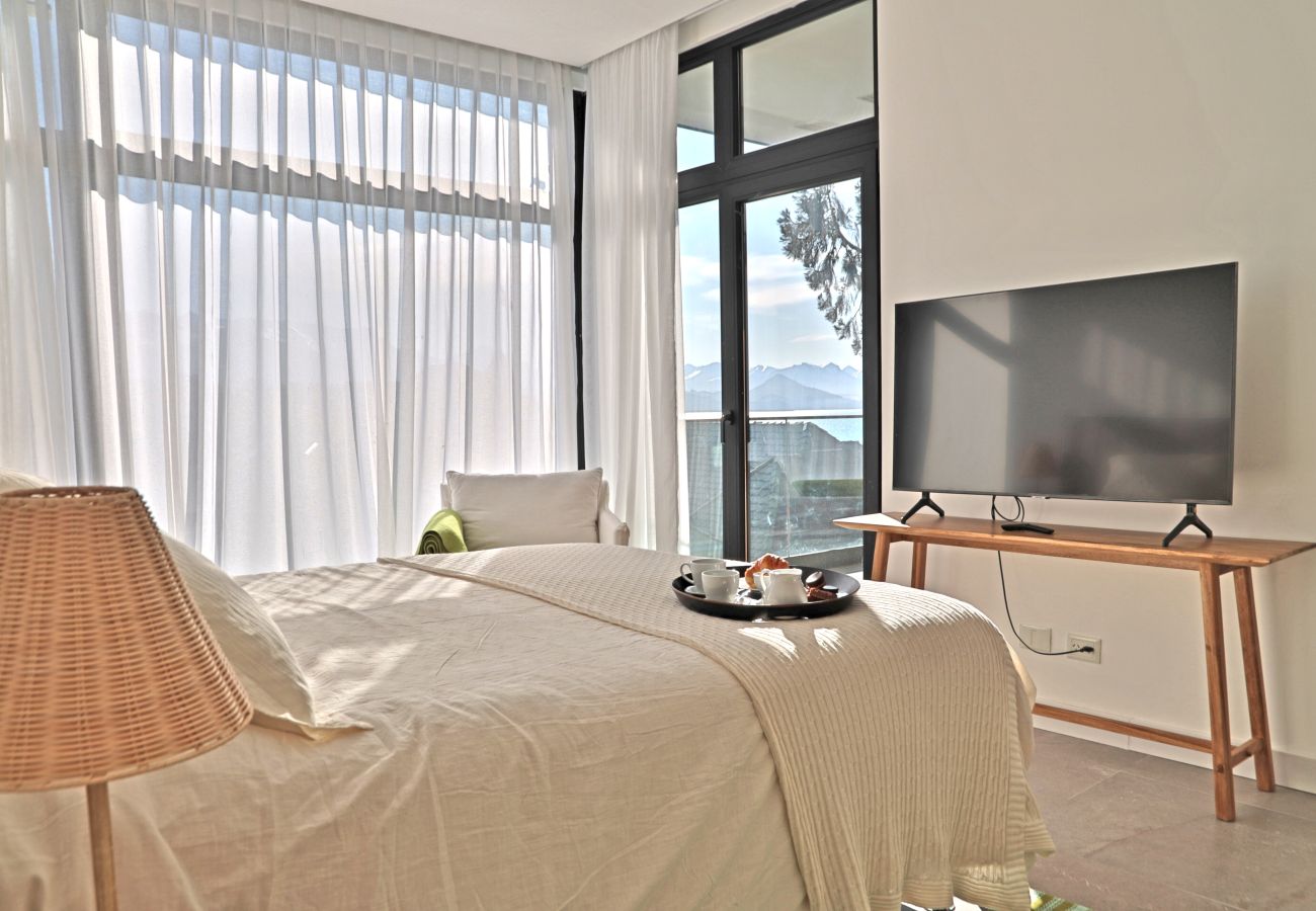 Apartment in San Carlos de Bariloche - HUAPI44C – Getaway with Pool and Jacuzzi