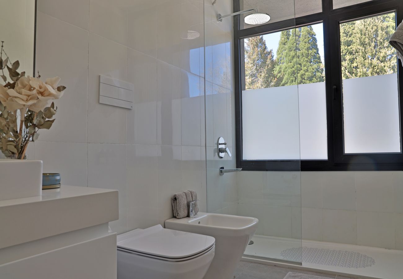 Apartment in San Carlos de Bariloche - HUAPI44C – Getaway with Pool and Jacuzzi